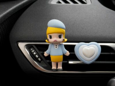 Blue-girl+Blue-Heart