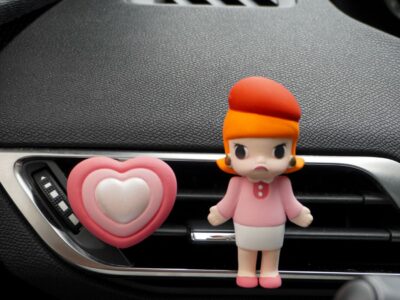Pink-girl+Pink-Heart